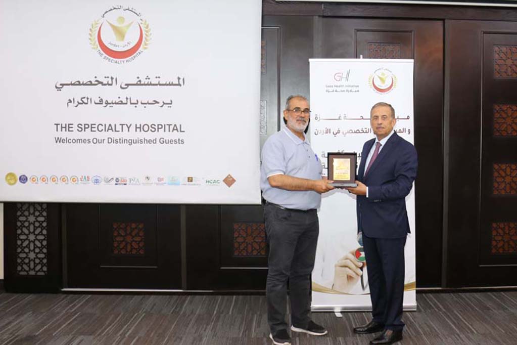 Al-Hammouri Honors A Number of Presidents of Humanitarian Organizations And Associations Supporting Gaza