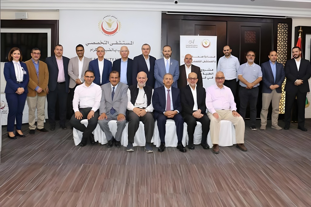 Al-Hammouri Honors A Number of Presidents of Humanitarian Organizations And Associations Supporting Gaza